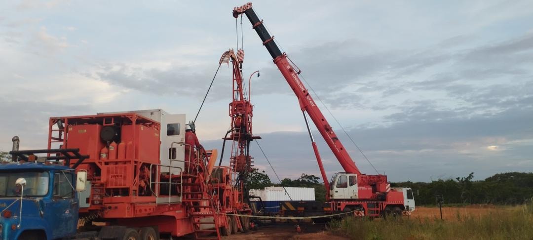 Operaciones petroleras de campo