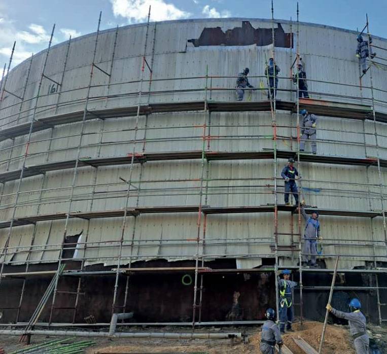 Colocación del nuevo aislamiento térmico