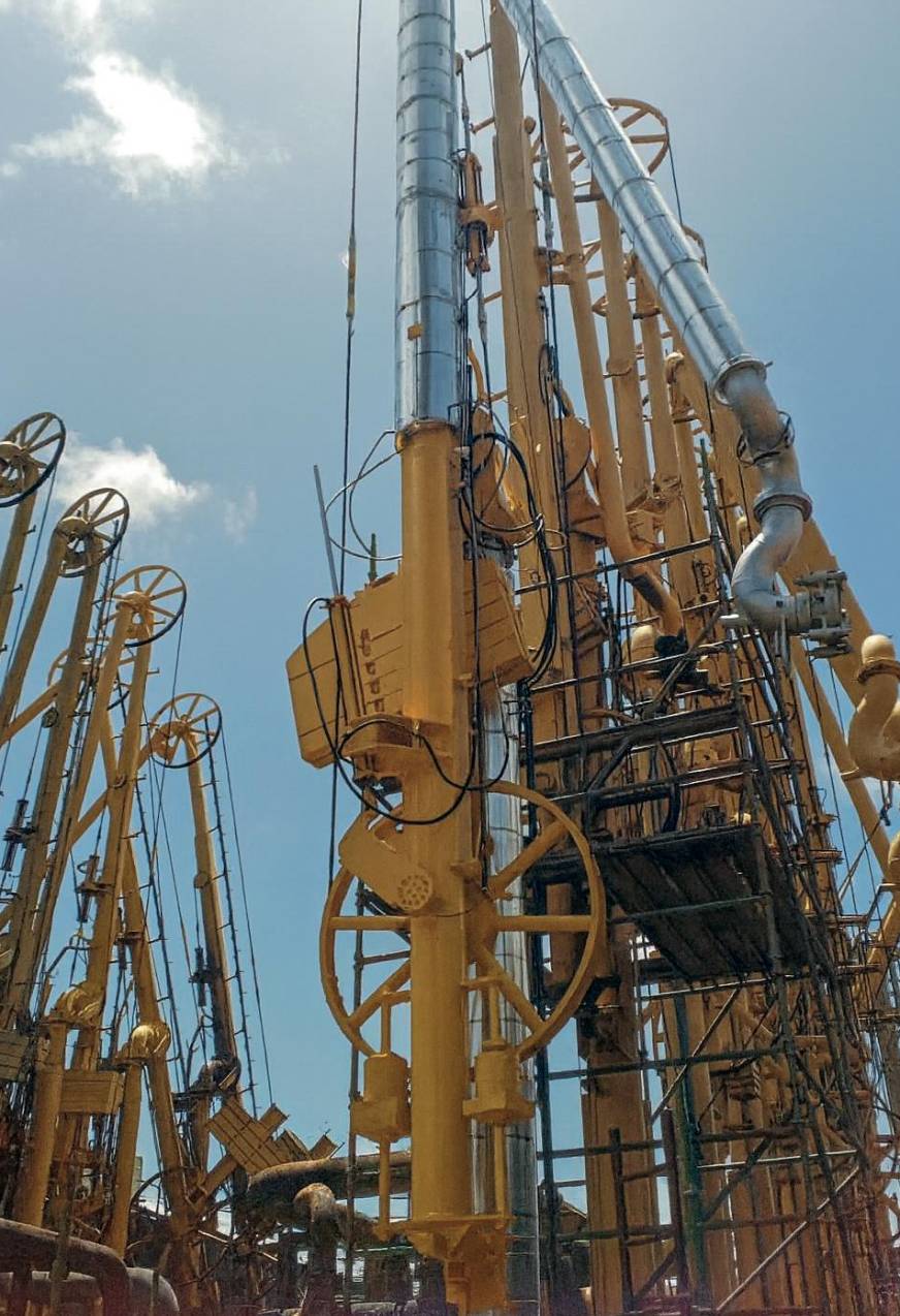 Brazos de carga para asfalto reparados