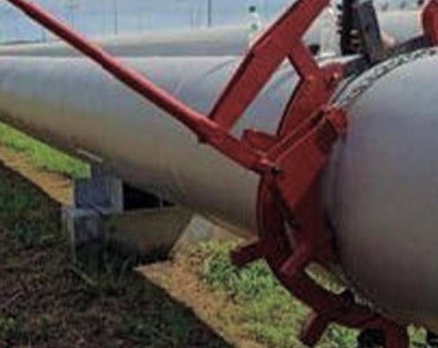 Tubería instalada con soportes