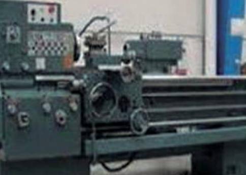 Torno del taller de mecanizado